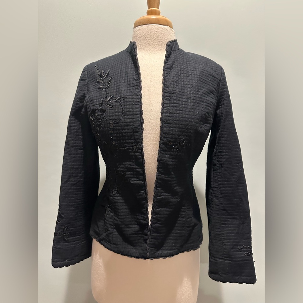 Oscar De La Renta Vintage Quilted Black Embroidered scalloped edge jacket blazer